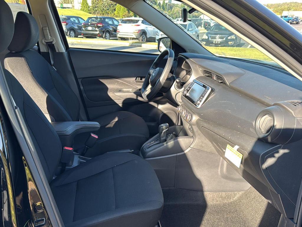 new 2025 Nissan Kicks Play car, priced at $21,926
