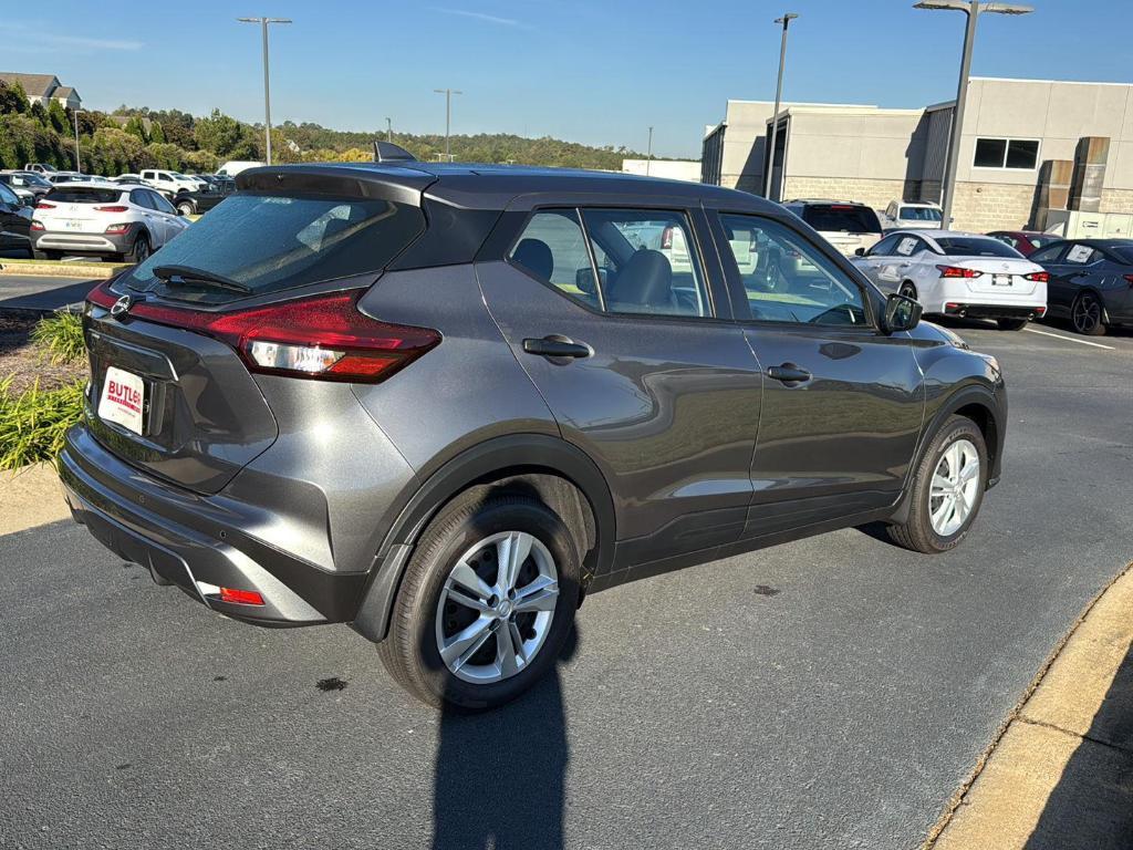 new 2025 Nissan Kicks Play car, priced at $21,872