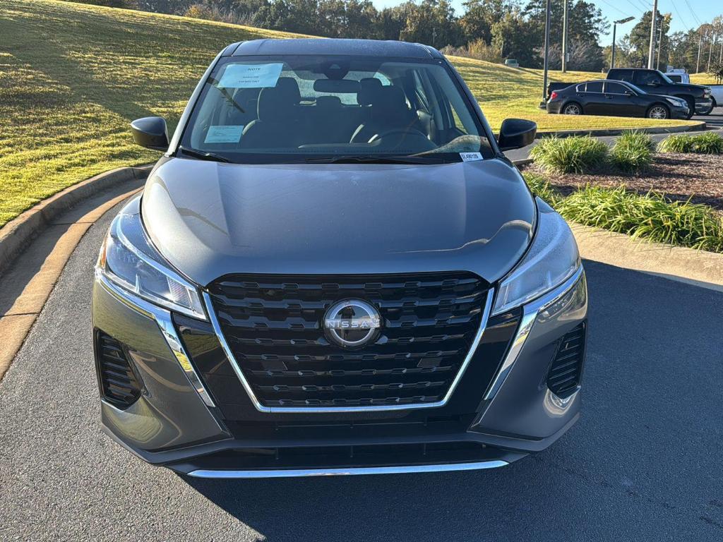 new 2025 Nissan Kicks Play car, priced at $21,872