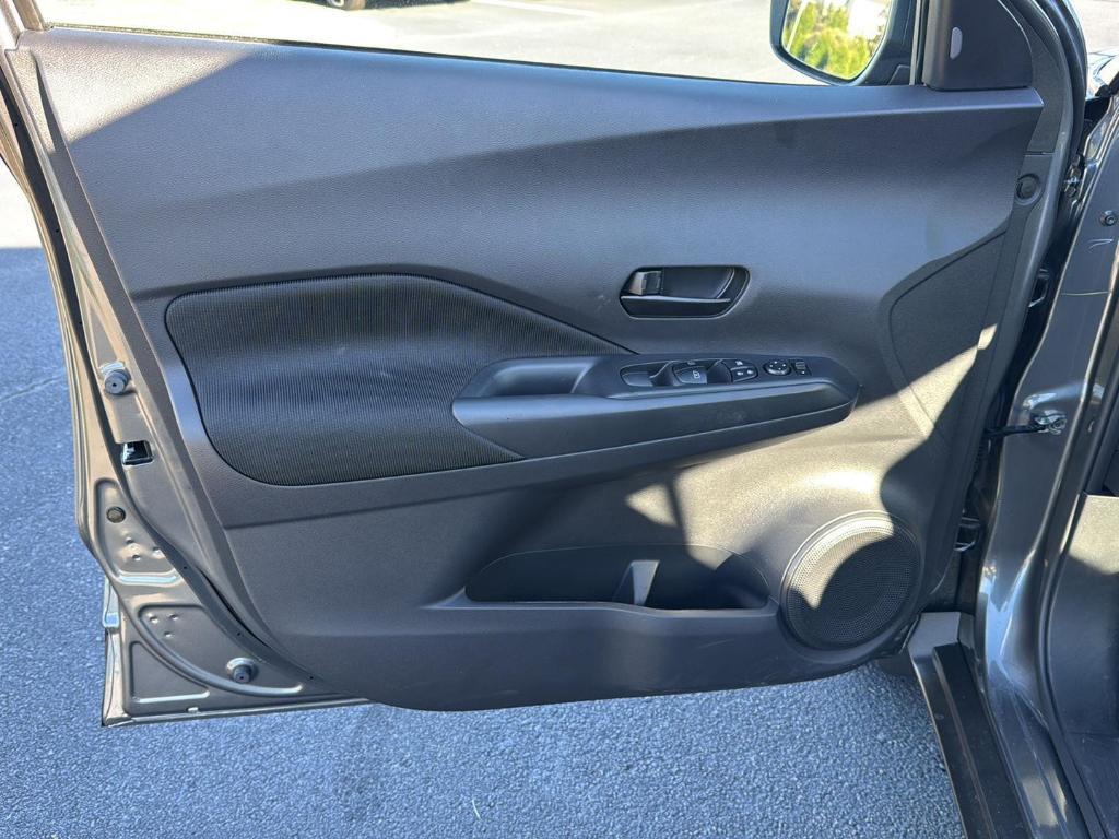 new 2025 Nissan Kicks Play car, priced at $21,872