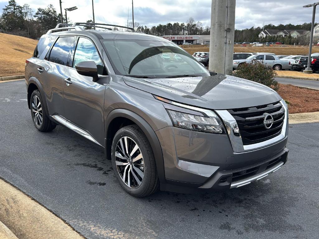 new 2025 Nissan Pathfinder car, priced at $45,844