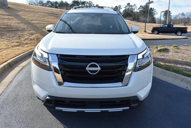 new 2024 Nissan Pathfinder car, priced at $48,225
