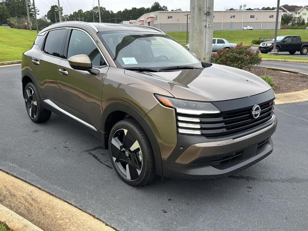 new 2025 Nissan Kicks car, priced at $25,204