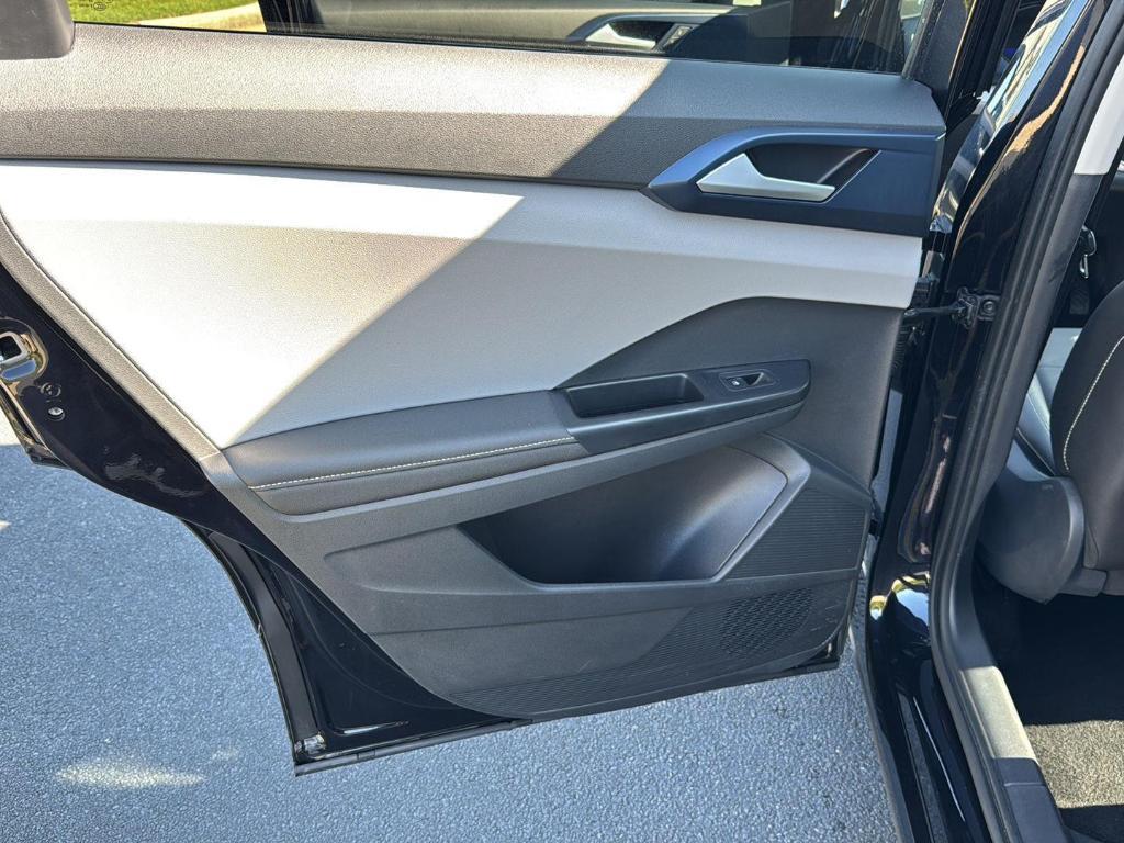 used 2024 Volkswagen Taos car, priced at $22,895