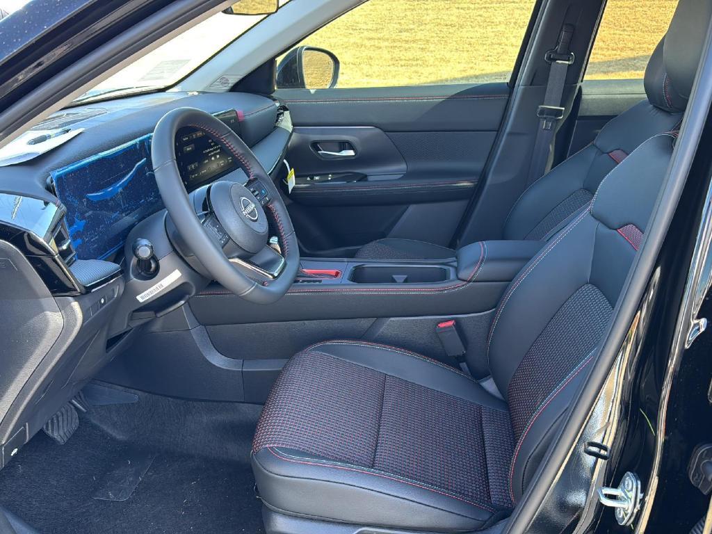 new 2025 Nissan Kicks car, priced at $27,950