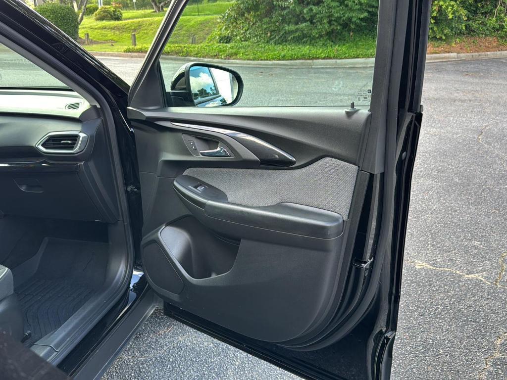 used 2023 Chevrolet TrailBlazer car, priced at $23,827