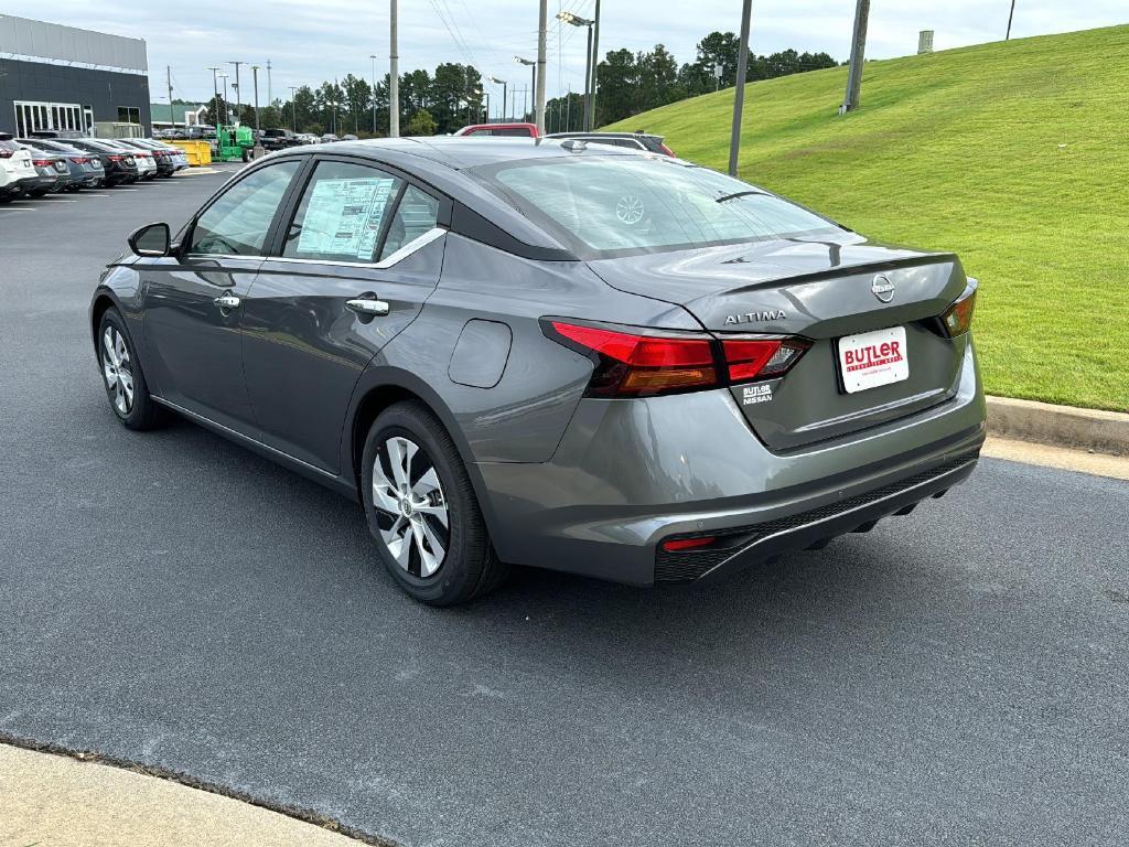 new 2025 Nissan Altima car, priced at $27,505