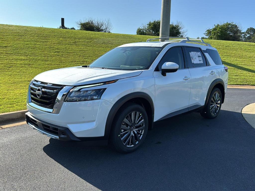 new 2025 Nissan Pathfinder car, priced at $47,100