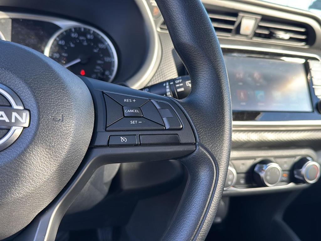 new 2025 Nissan Kicks Play car, priced at $21,872