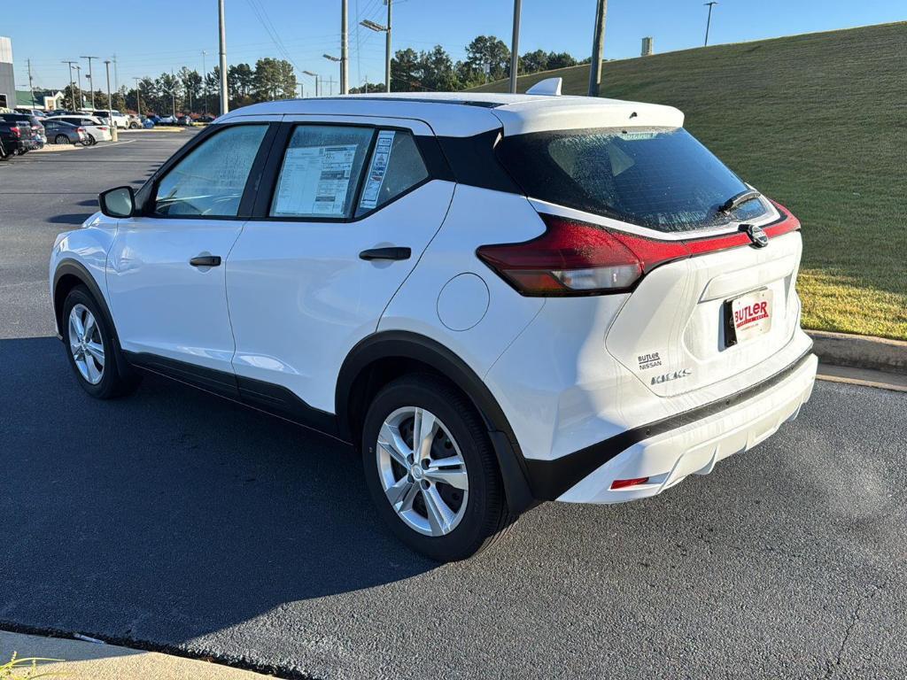 new 2025 Nissan Kicks Play car, priced at $21,872