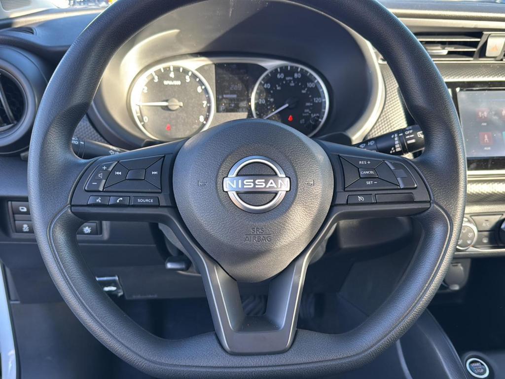 new 2025 Nissan Kicks Play car, priced at $21,872