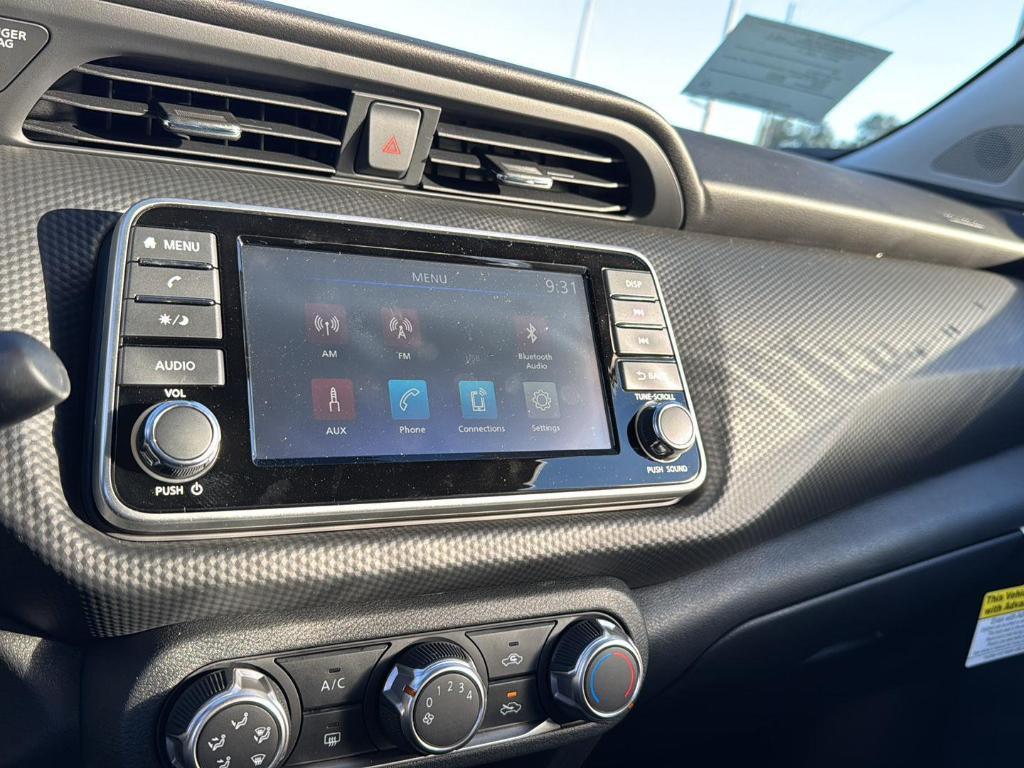 new 2025 Nissan Kicks Play car, priced at $21,872