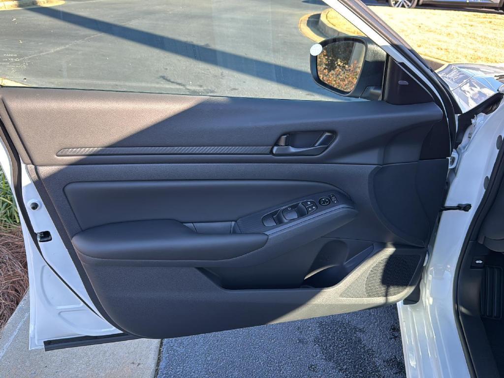 new 2025 Nissan Altima car, priced at $25,414