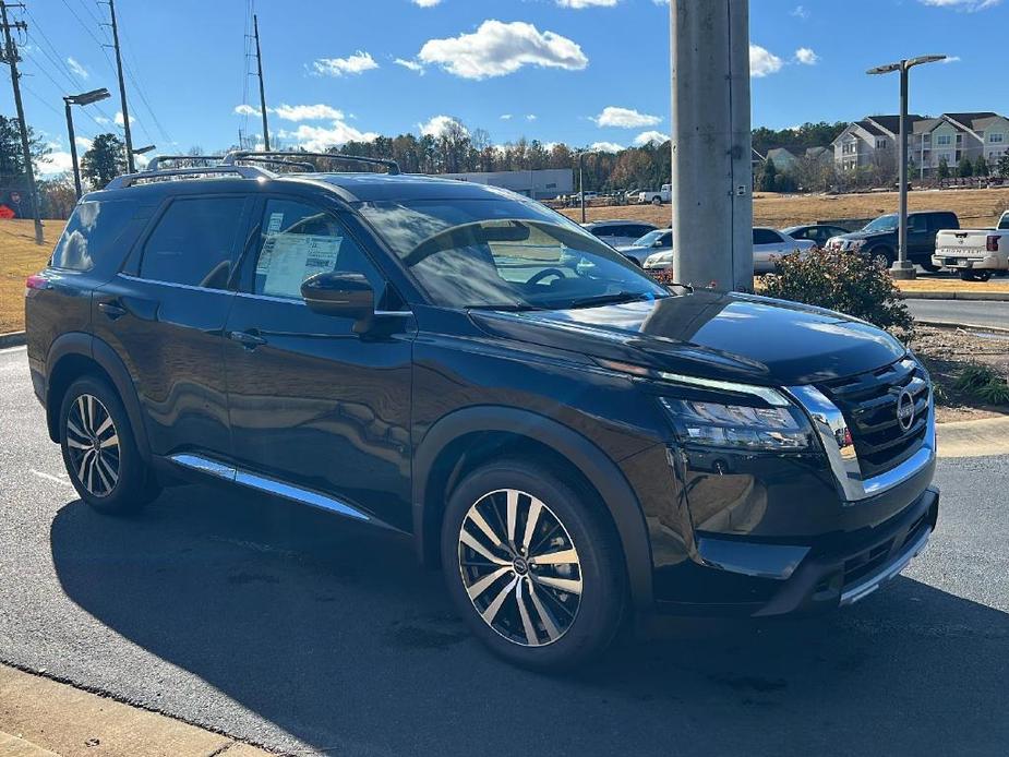 new 2025 Nissan Pathfinder car, priced at $52,605