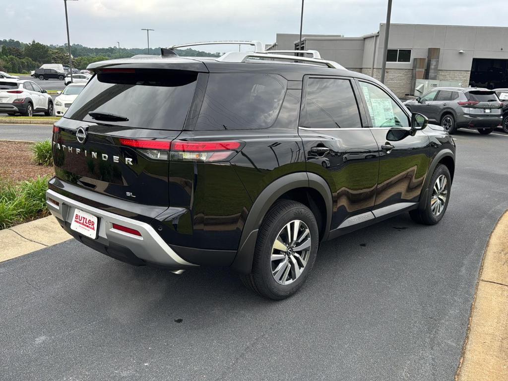 new 2025 Nissan Pathfinder car, priced at $40,228