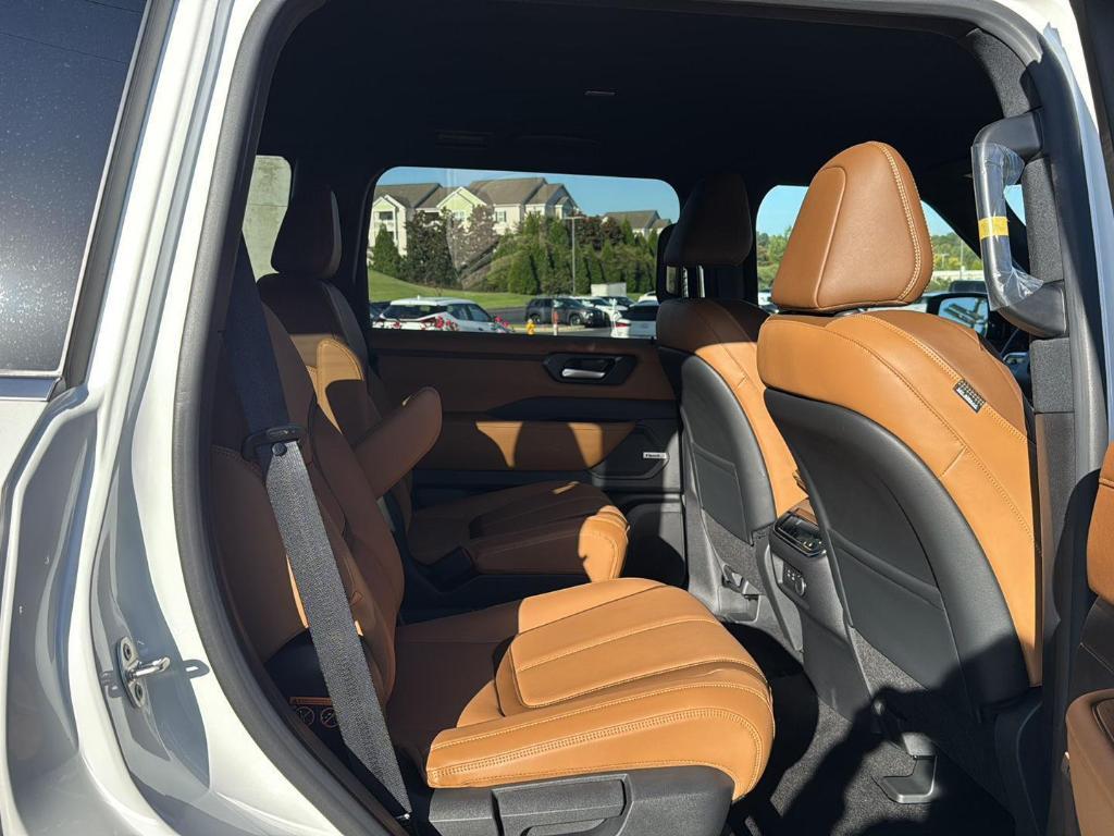 new 2026 Nissan Armada car, priced at $65,392