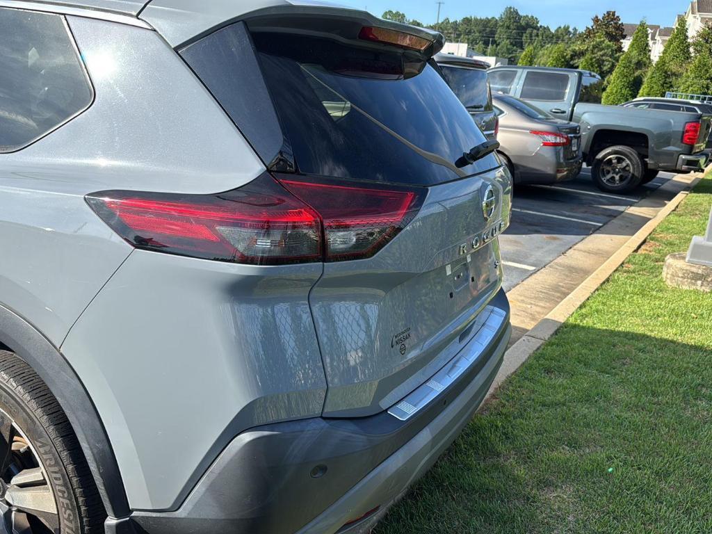 used 2021 Nissan Rogue car, priced at $24,676