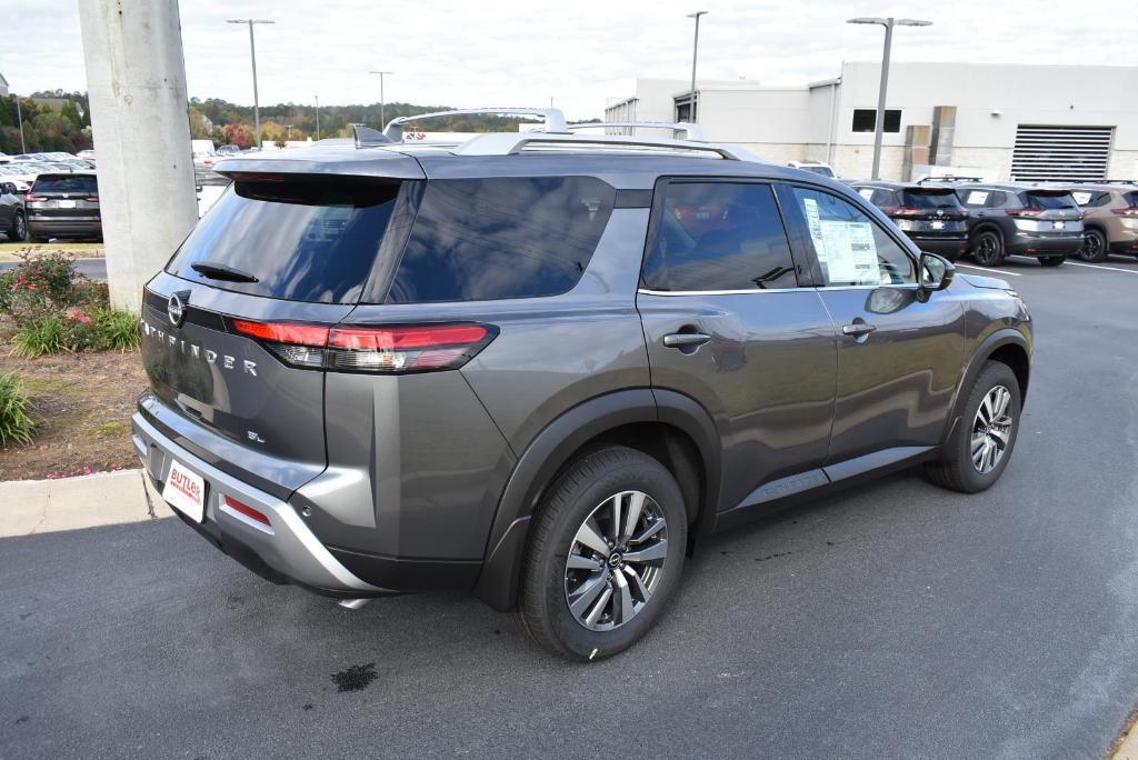 new 2025 Nissan Pathfinder car, priced at $45,610