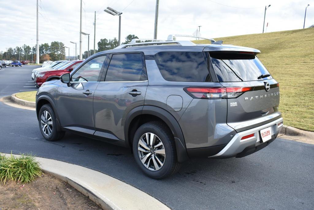 new 2025 Nissan Pathfinder car, priced at $45,610