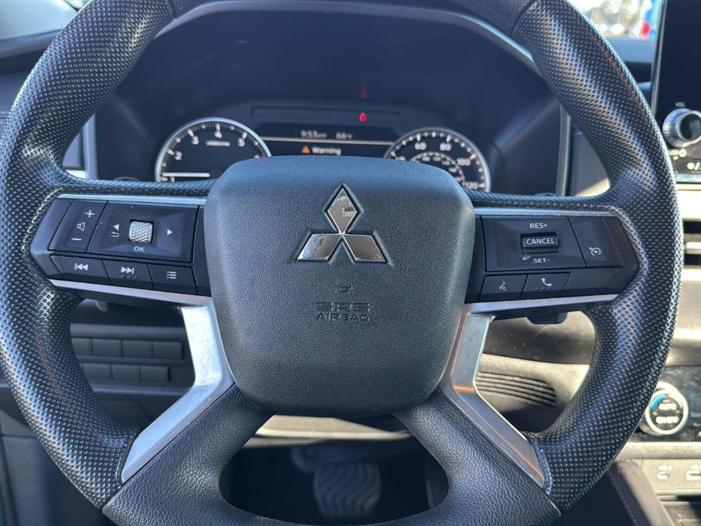 used 2024 Mitsubishi Outlander car, priced at $24,555