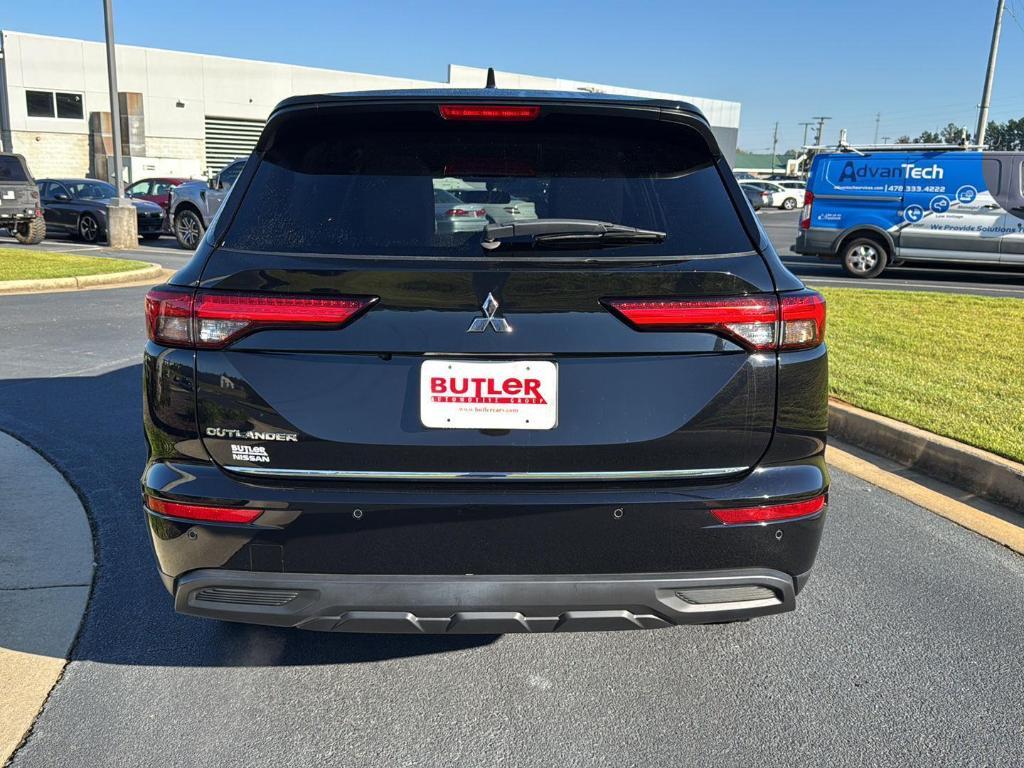 used 2024 Mitsubishi Outlander car, priced at $24,555