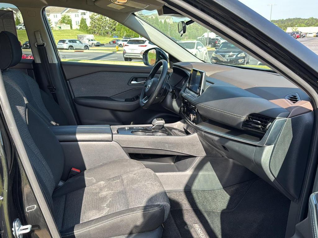 used 2022 Nissan Rogue car, priced at $26,199