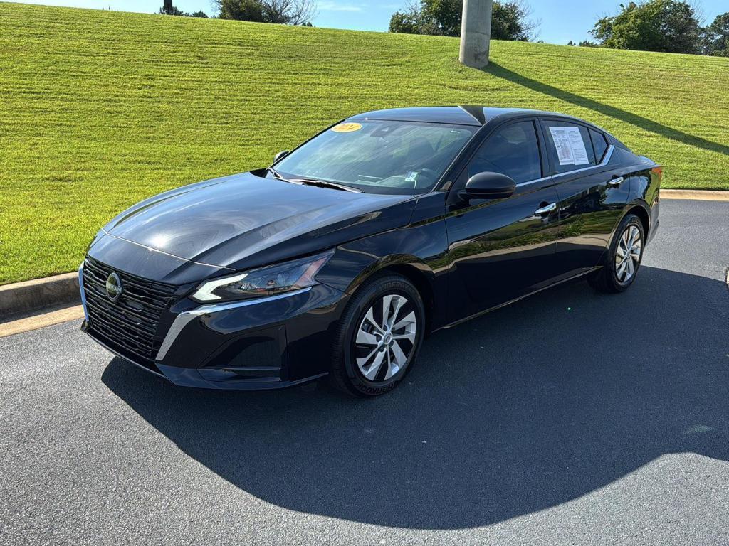 used 2024 Nissan Altima car, priced at $27,224