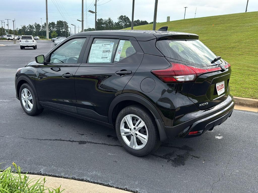 new 2025 Nissan Kicks Play car, priced at $23,072