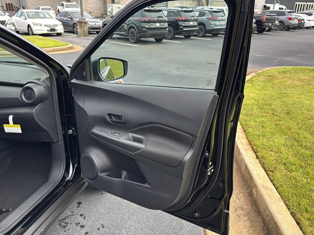 new 2025 Nissan Kicks Play car, priced at $23,072