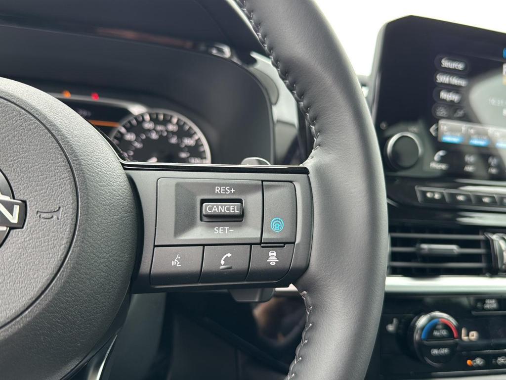 new 2025 Nissan Pathfinder car, priced at $40,719