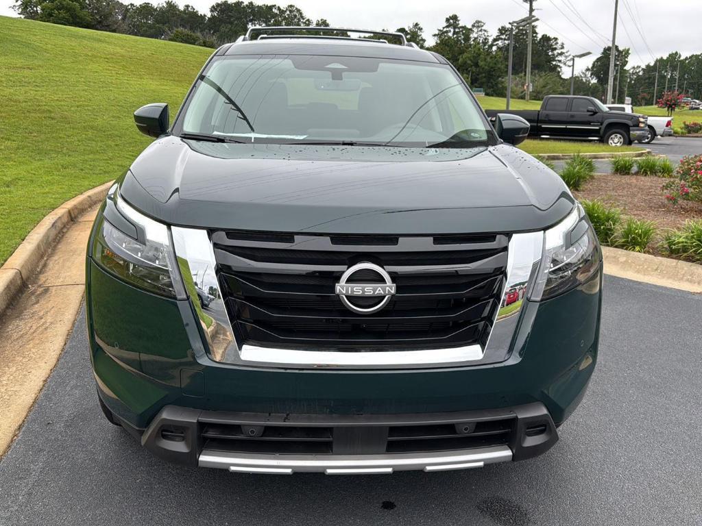 new 2025 Nissan Pathfinder car, priced at $40,719
