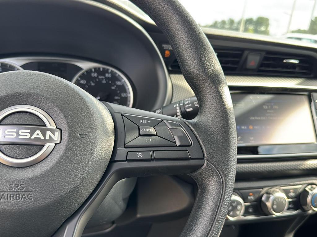 new 2025 Nissan Kicks Play car, priced at $21,645