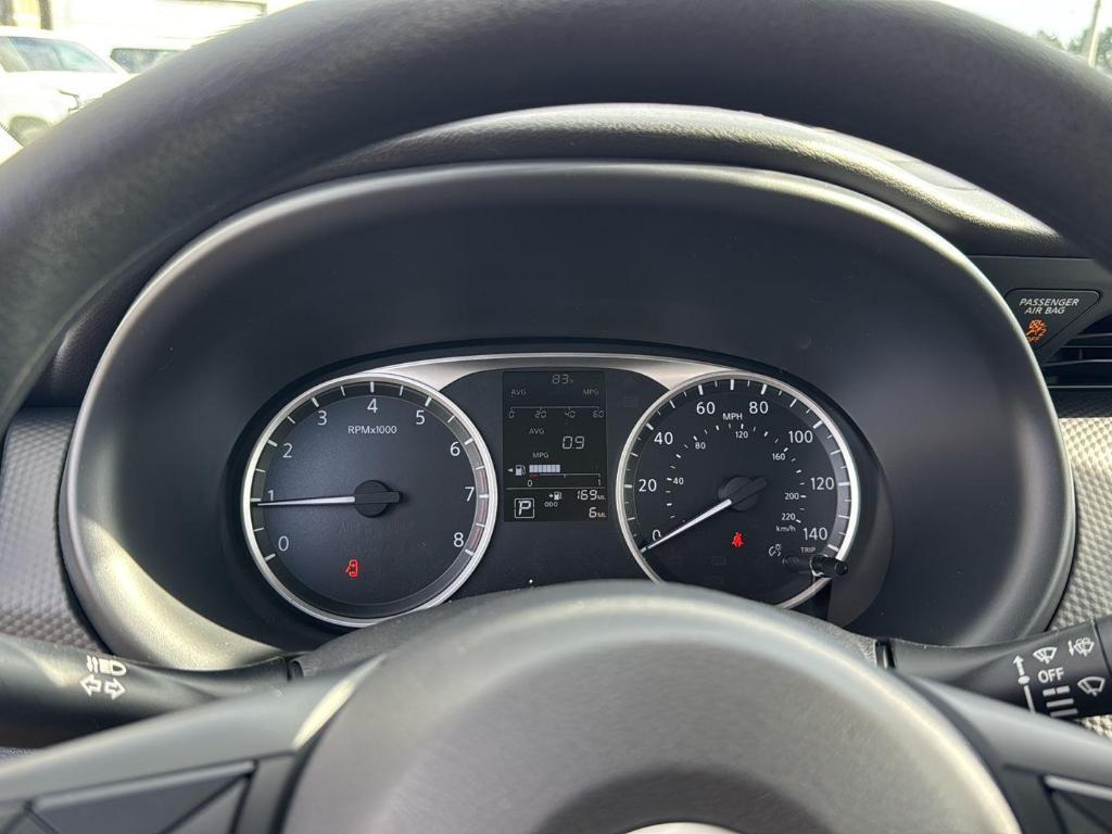 new 2025 Nissan Kicks Play car, priced at $21,645