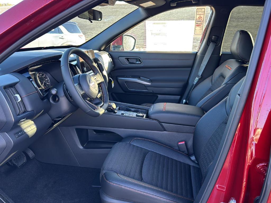 new 2025 Nissan Pathfinder car, priced at $42,269