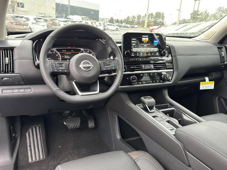 new 2025 Nissan Pathfinder car, priced at $48,690