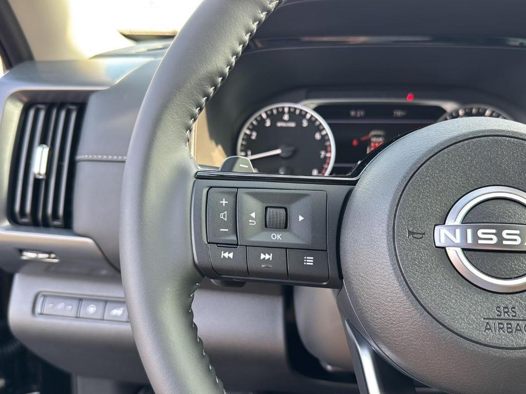 new 2025 Nissan Pathfinder car, priced at $41,153