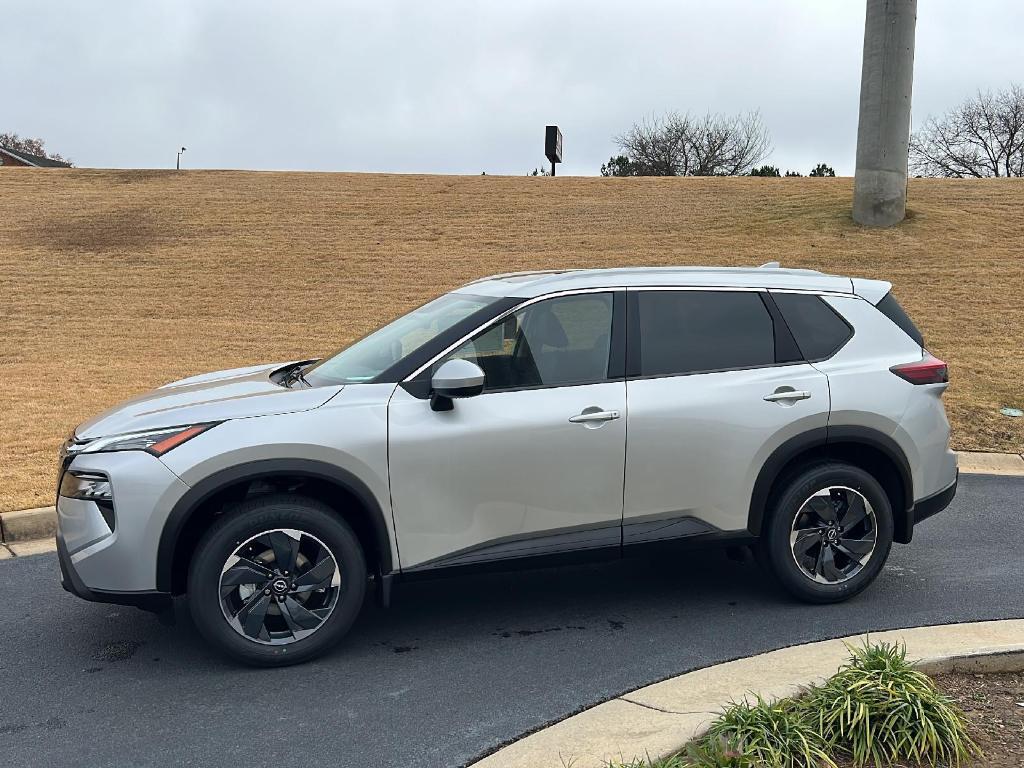 new 2025 Nissan Rogue car, priced at $30,920