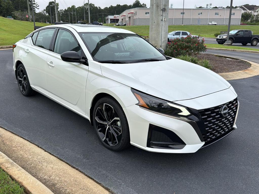 new 2025 Nissan Altima car, priced at $30,607