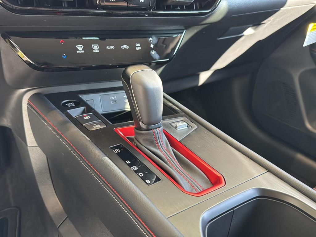 new 2025 Nissan Kicks car, priced at $28,338