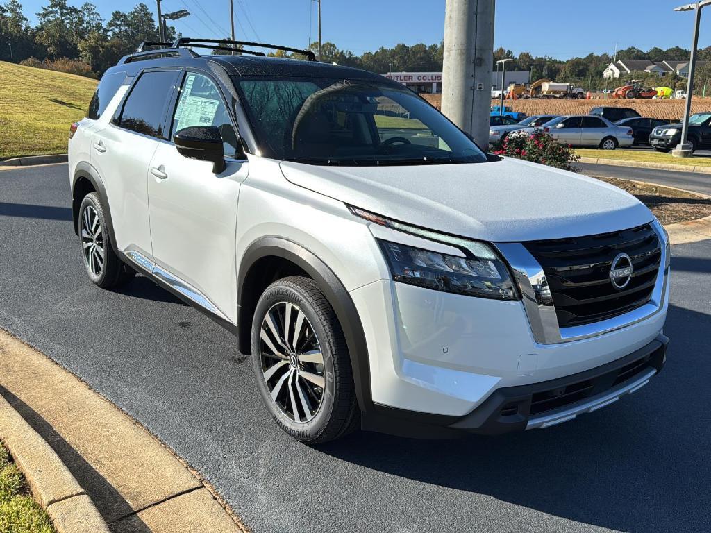 new 2025 Nissan Pathfinder car, priced at $48,391