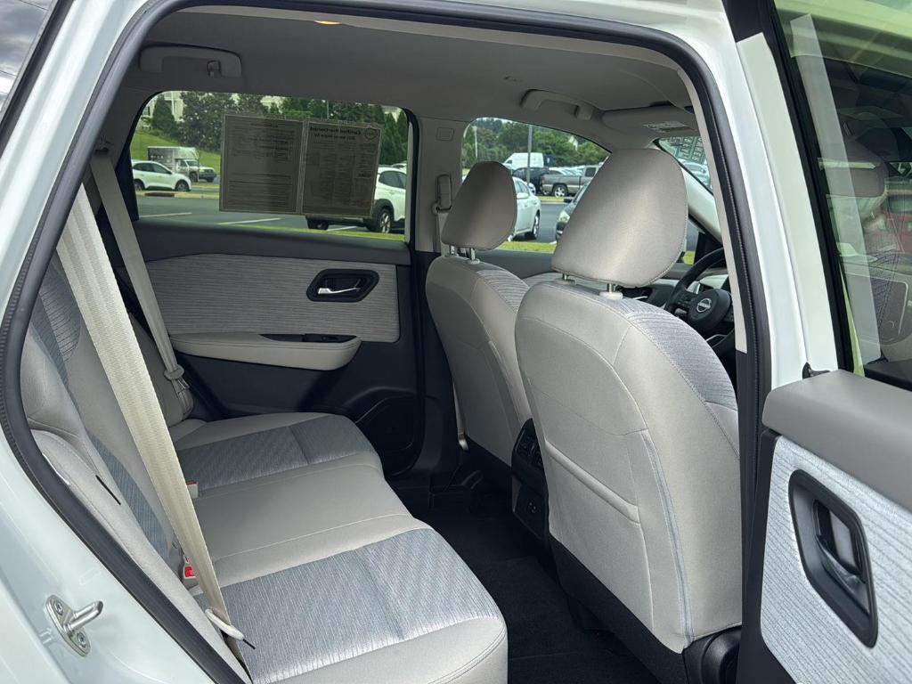 used 2023 Nissan Rogue car, priced at $29,295