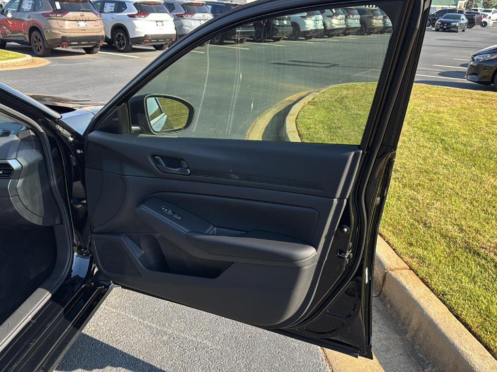 used 2024 Nissan Altima car, priced at $25,995