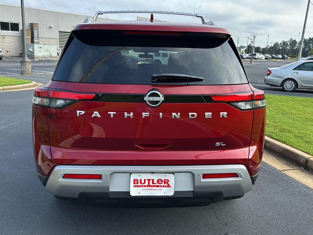 new 2025 Nissan Pathfinder car, priced at $40,721