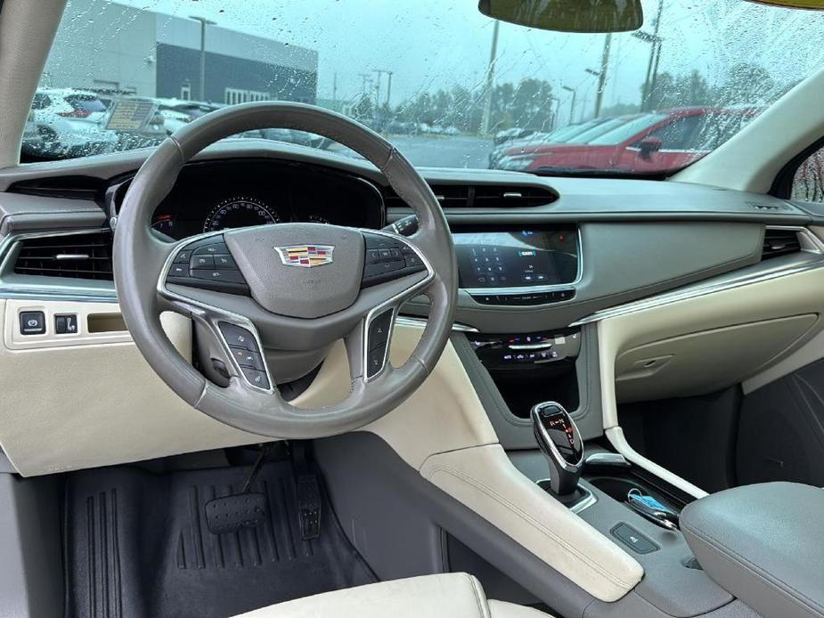 used 2018 Cadillac XT5 car, priced at $20,695