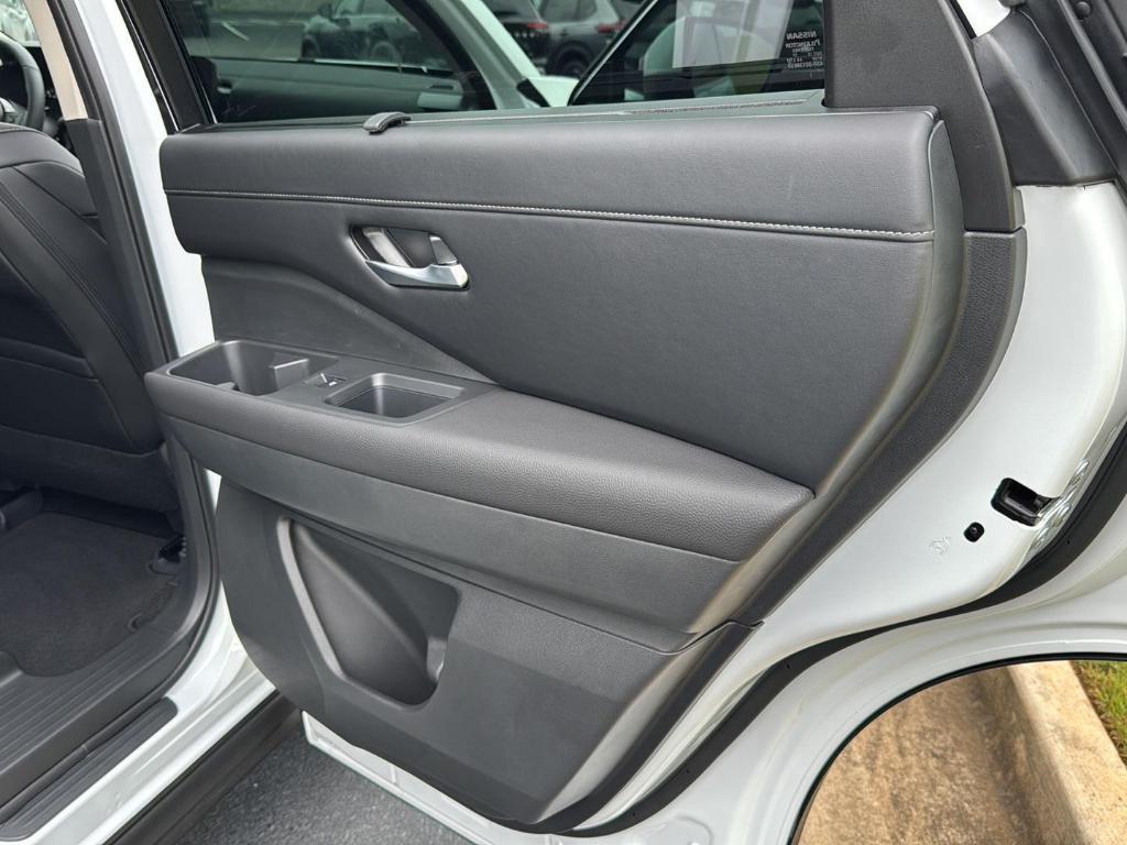 new 2025 Nissan Pathfinder car, priced at $44,904