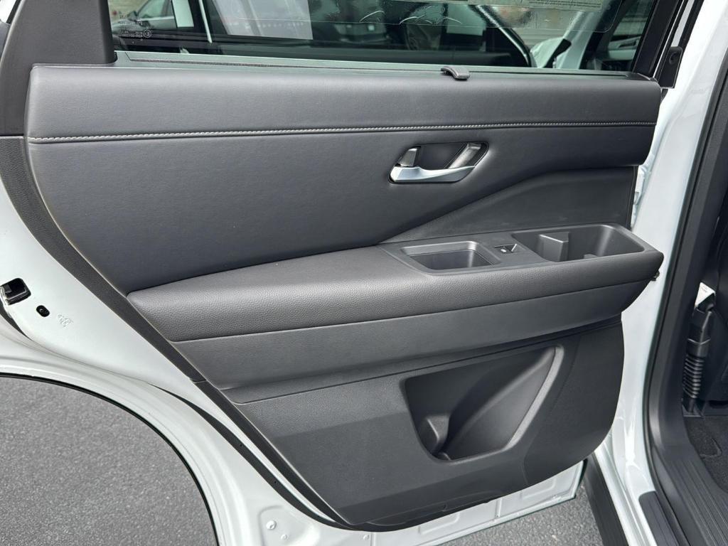 new 2025 Nissan Pathfinder car, priced at $44,904