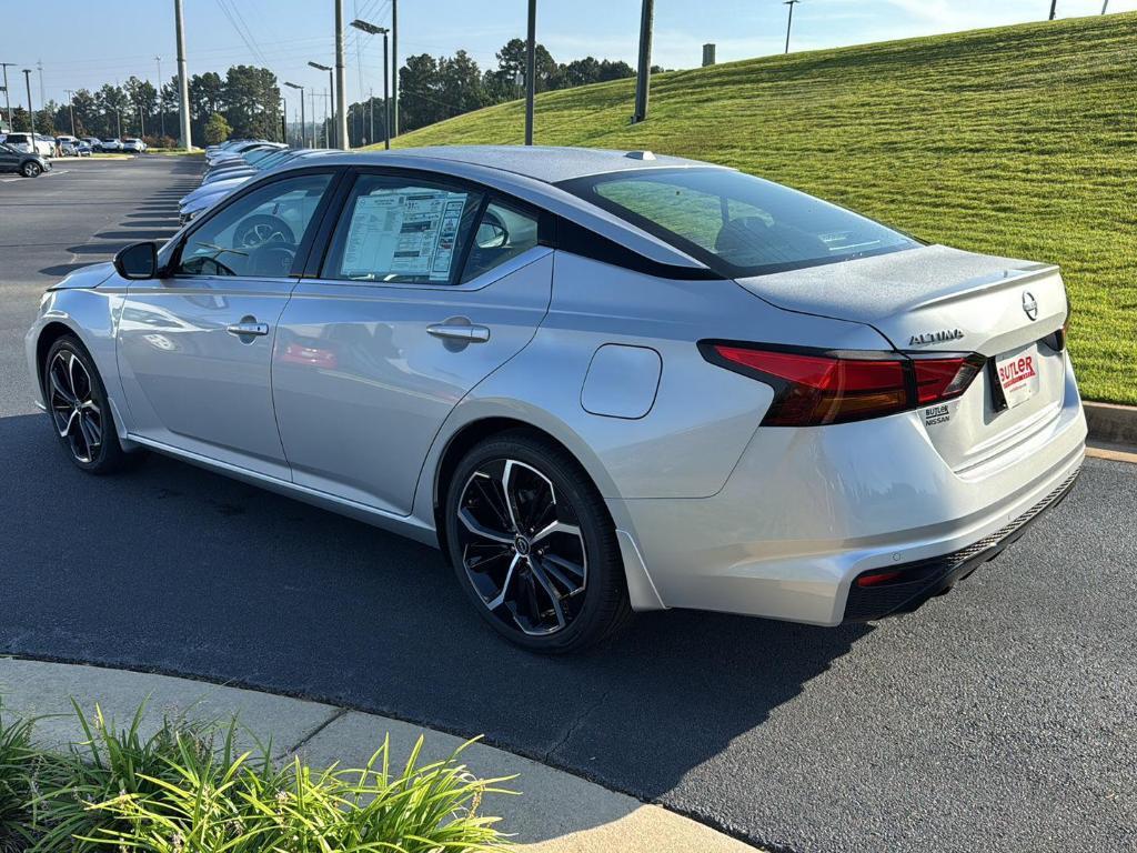 new 2025 Nissan Altima car, priced at $30,445