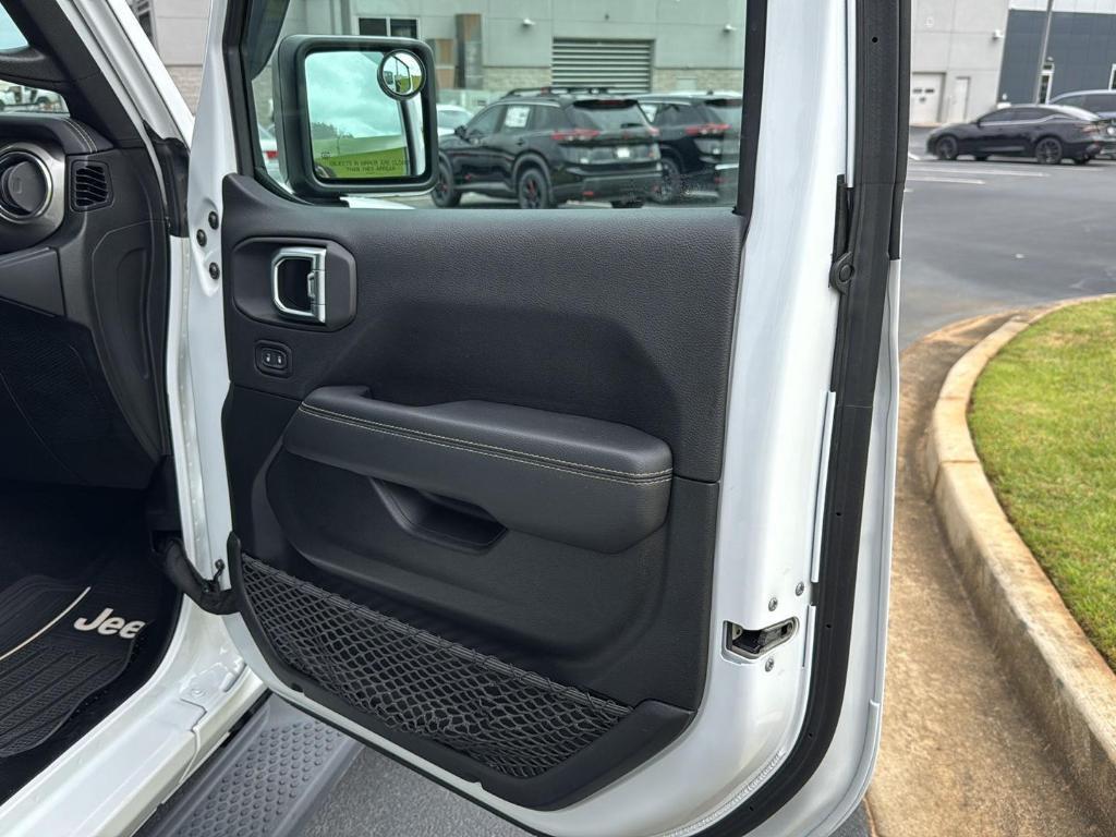 used 2020 Jeep Wrangler Unlimited car, priced at $32,795