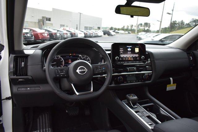 new 2024 Nissan Pathfinder car, priced at $41,985