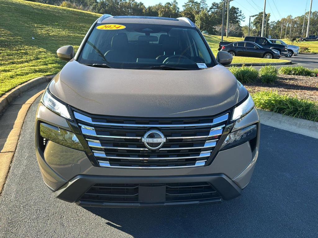 used 2024 Nissan Rogue car, priced at $23,995